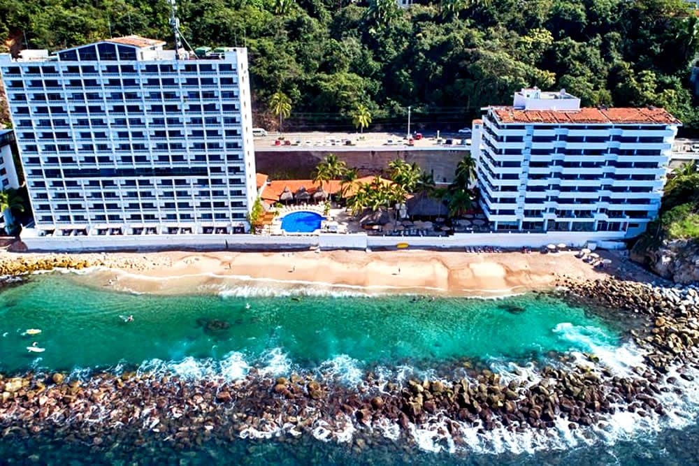 Costa Sur Resort & Spa: Una Alberca Natural Impresionante