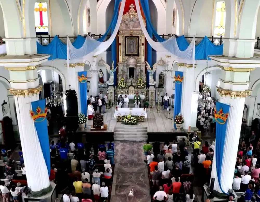 Parroquia de Nuestra Señora de Guadalupe: Un Símbolo de Puerto Vallarta - En  Puerto Vallarta