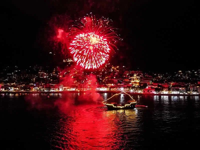 Tour Barco Pirata Piratas de la Bahia Puerto Vallarta