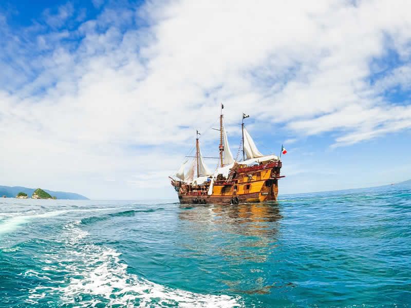 Tour en Barco Pirata Tierra de Piratas | Puerto Vallarta