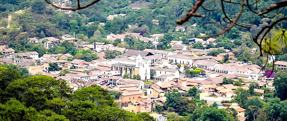 En Puerto Vallarta San Sebastian del Oeste